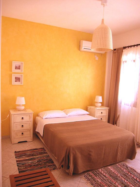 Ariston Livadi (Serifos)